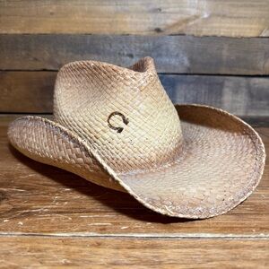 Charlie 1 Horse Western Straw Hat 22” on the inside.